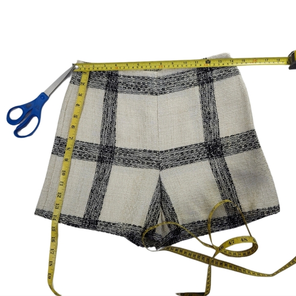 Zara Basics High-Rise Striped  Tweed Shorts  Women's Size S  Casual Side-Zip - Picture 5 of 11